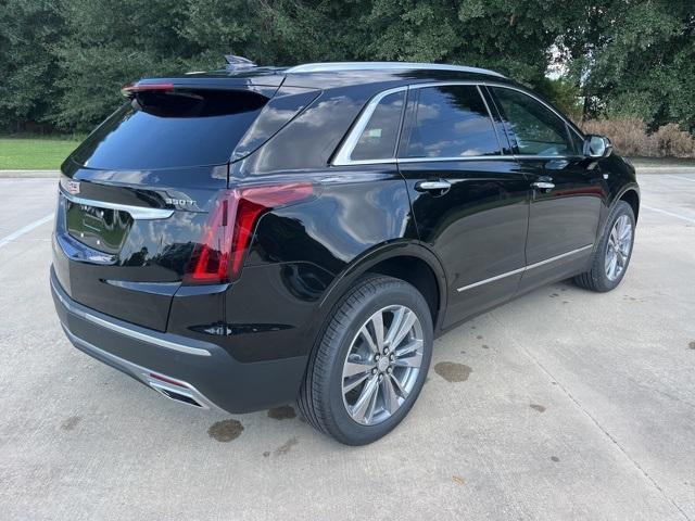 new 2025 Cadillac XT5 car, priced at $52,010