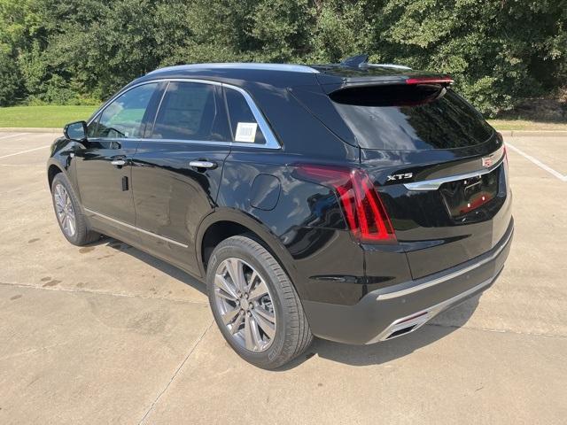 new 2025 Cadillac XT5 car, priced at $52,010