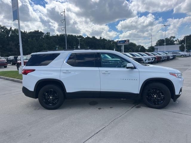 used 2020 Chevrolet Traverse car, priced at $18,990