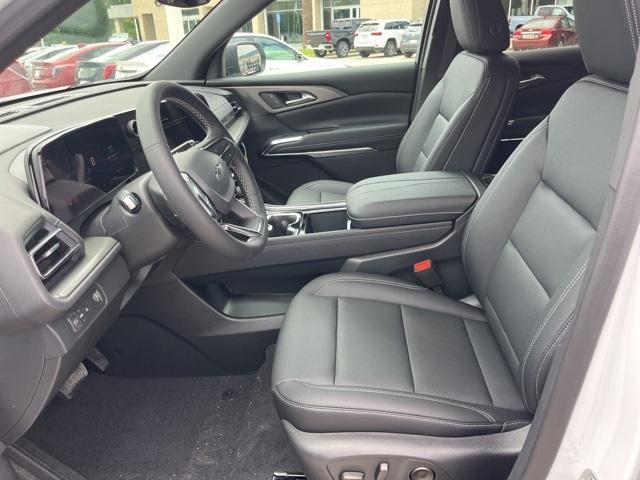 new 2025 Chevrolet Traverse car, priced at $46,374