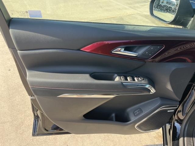 new 2025 Chevrolet Traverse car, priced at $56,024