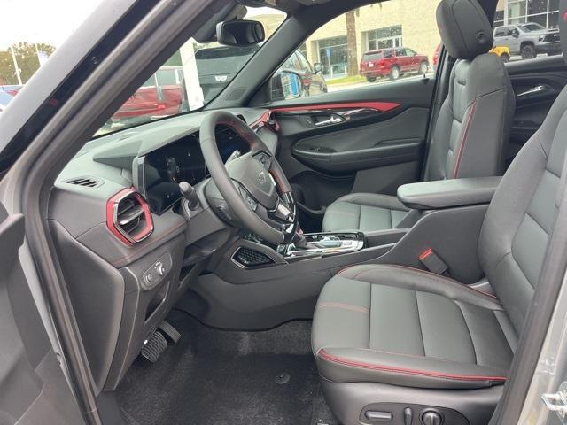 new 2025 Chevrolet TrailBlazer car, priced at $31,095