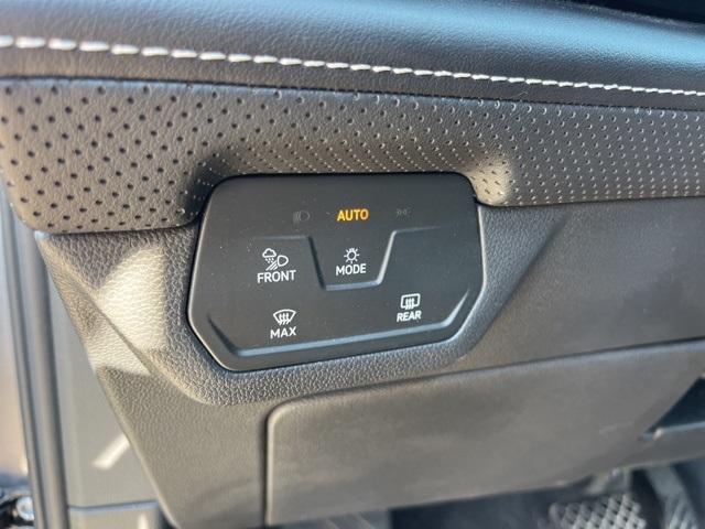 used 2024 Volkswagen Atlas car, priced at $29,990