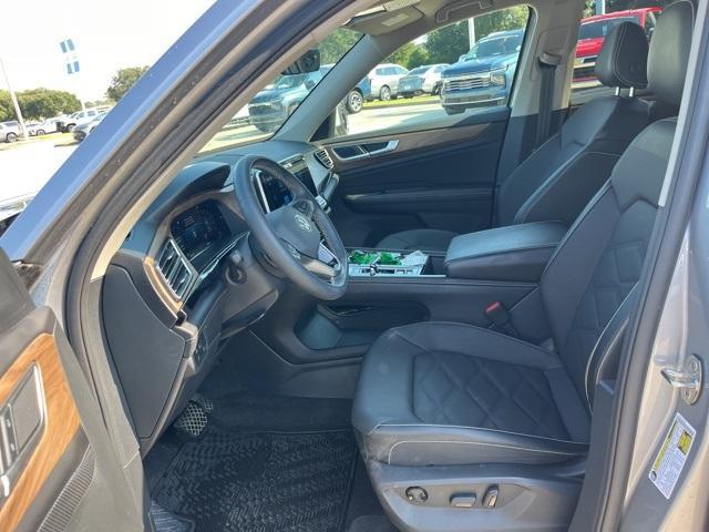 used 2024 Volkswagen Atlas car, priced at $29,990