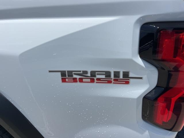 new 2026 Chevrolet Colorado car, priced at $43,610