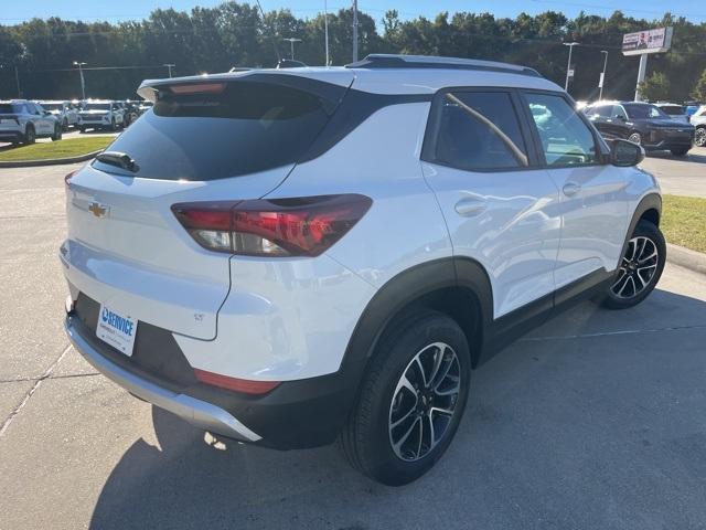new 2026 Chevrolet TrailBlazer car, priced at $22,990