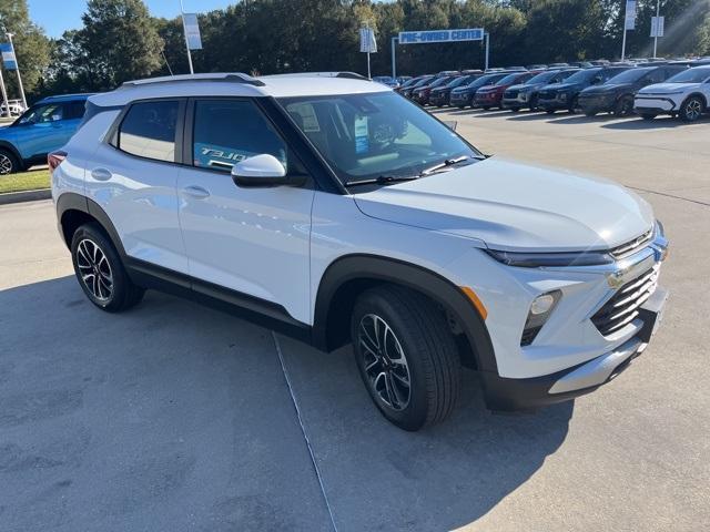 new 2026 Chevrolet TrailBlazer car, priced at $22,990