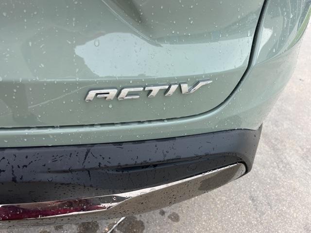 new 2025 Chevrolet Trax car, priced at $27,579