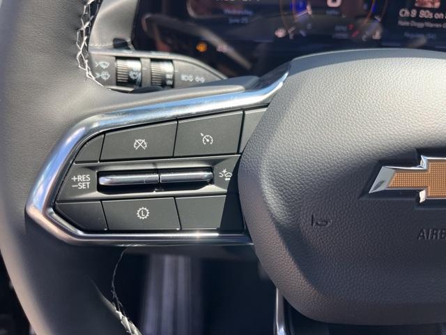 new 2025 Chevrolet Traverse car, priced at $42,094