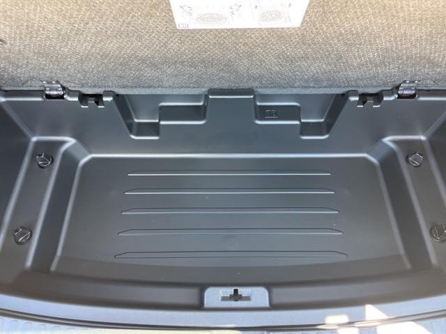 new 2025 Chevrolet Traverse car, priced at $42,094