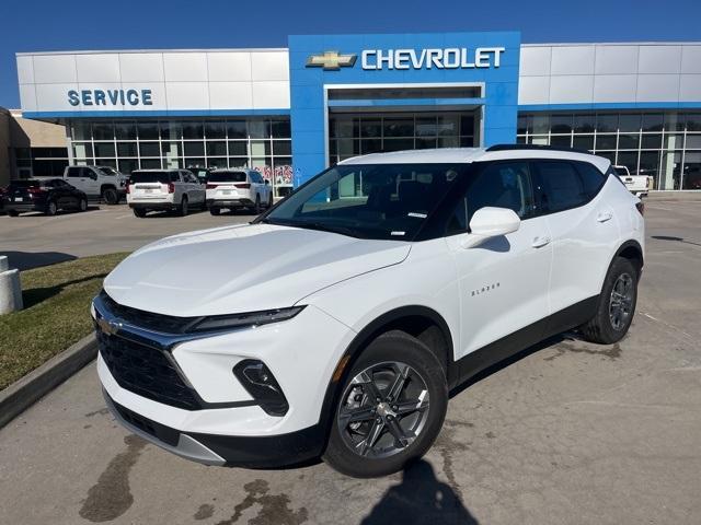 new 2025 Chevrolet Blazer car, priced at $34,895