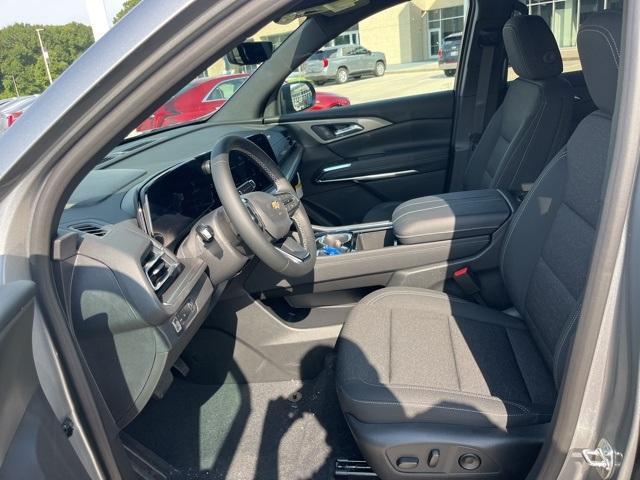 new 2026 Chevrolet Traverse car, priced at $43,239