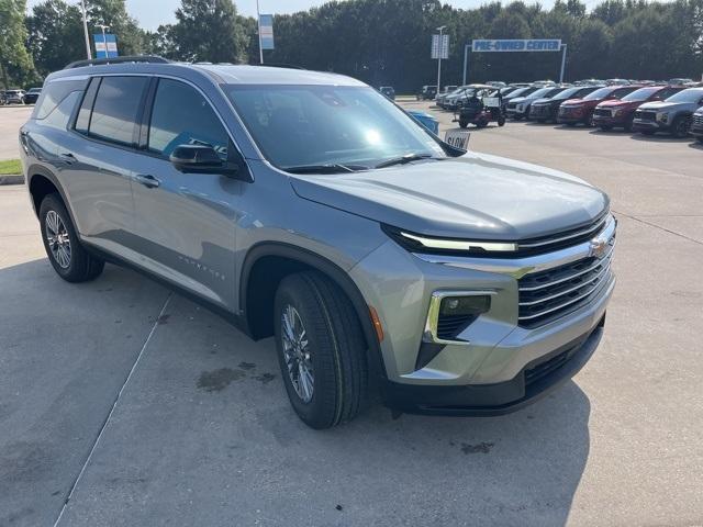 new 2026 Chevrolet Traverse car, priced at $43,239