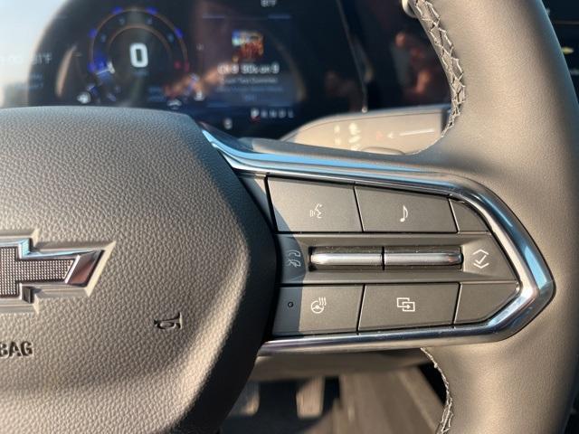 new 2026 Chevrolet Equinox car, priced at $33,315