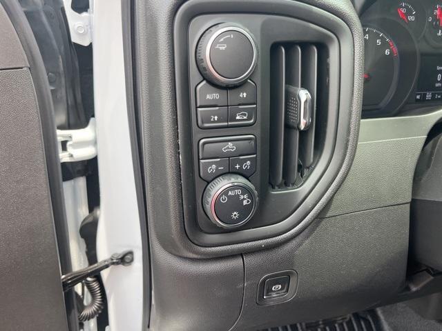 new 2025 Chevrolet Silverado 1500 car, priced at $44,175