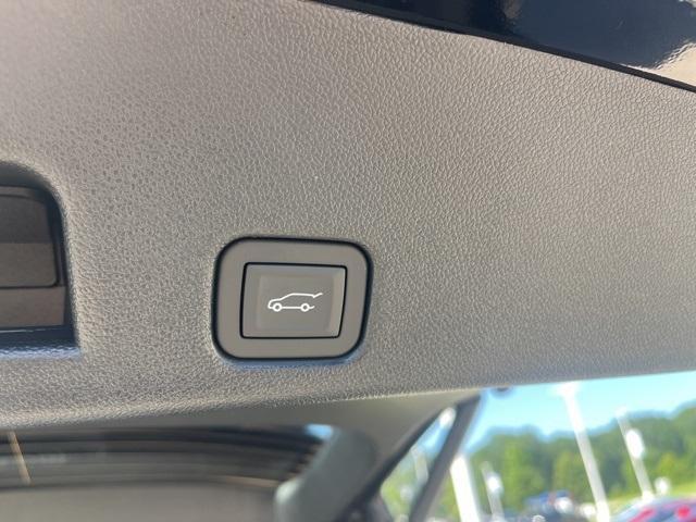 new 2026 Chevrolet Traverse car, priced at $57,939