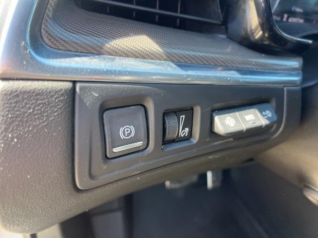 used 2021 Cadillac XT5 car, priced at $29,990