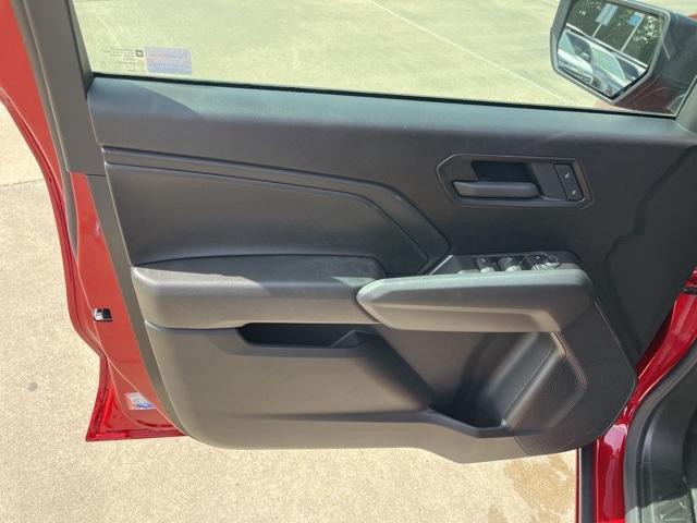 new 2025 Chevrolet Colorado car, priced at $33,684