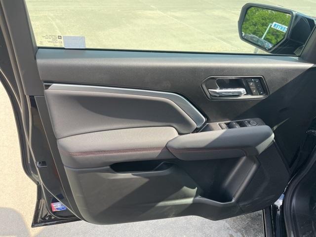 new 2025 Chevrolet Colorado car, priced at $49,224