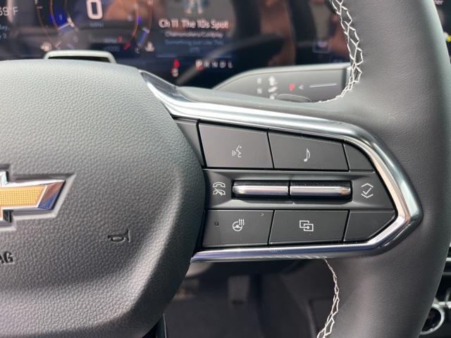 new 2025 Chevrolet Traverse car, priced at $50,029