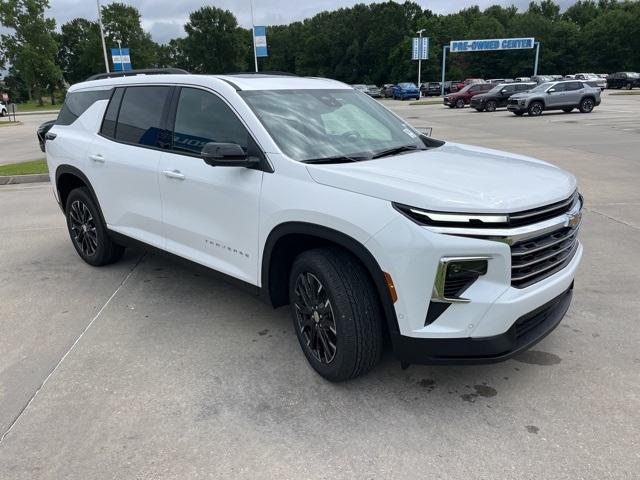new 2025 Chevrolet Traverse car, priced at $50,029