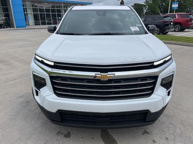 new 2025 Chevrolet Traverse car, priced at $50,029