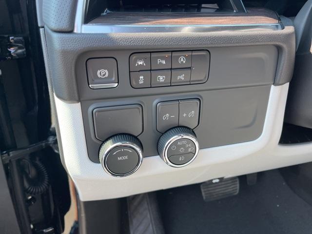 new 2026 Chevrolet Suburban car, priced at $80,895