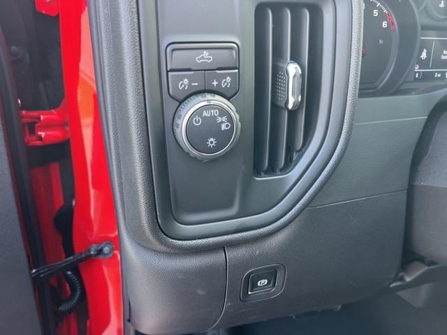 new 2025 Chevrolet Silverado 1500 car, priced at $37,649