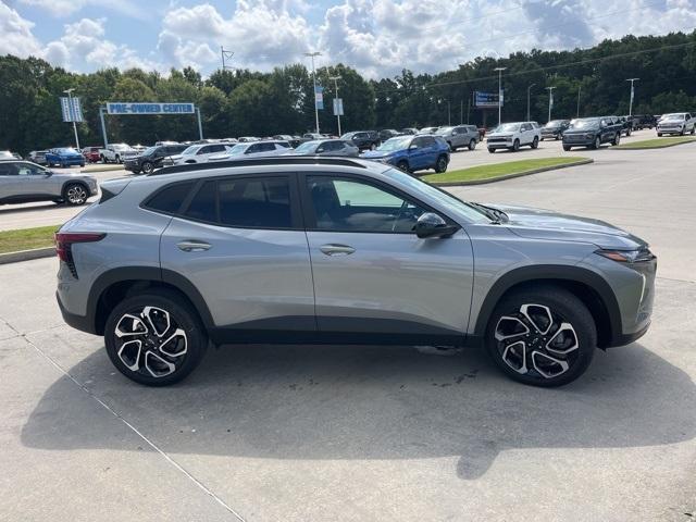 new 2025 Chevrolet Trax car, priced at $26,139