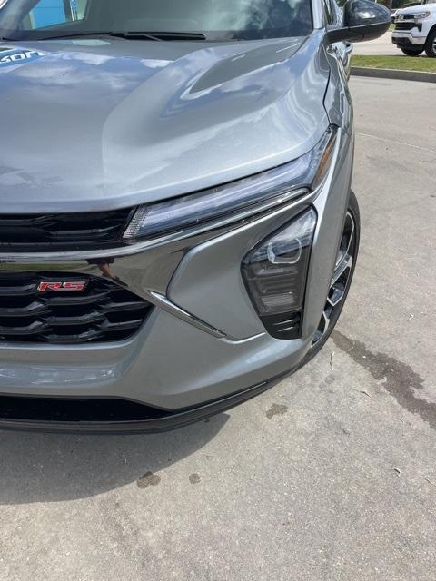 new 2025 Chevrolet Trax car, priced at $26,139