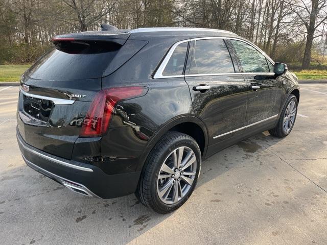 new 2025 Cadillac XT5 car, priced at $55,585