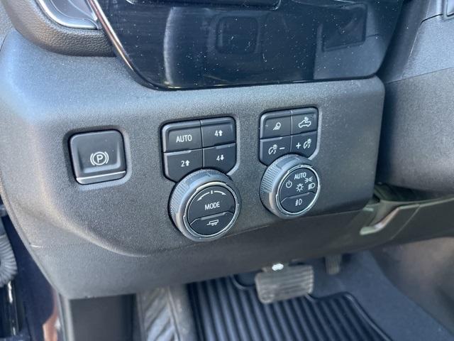 used 2024 Chevrolet Silverado 2500 car, priced at $59,990