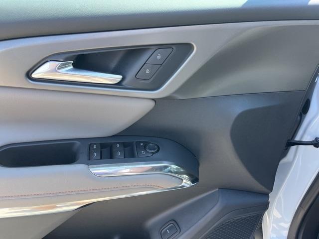 new 2026 Chevrolet Traverse car, priced at $43,009