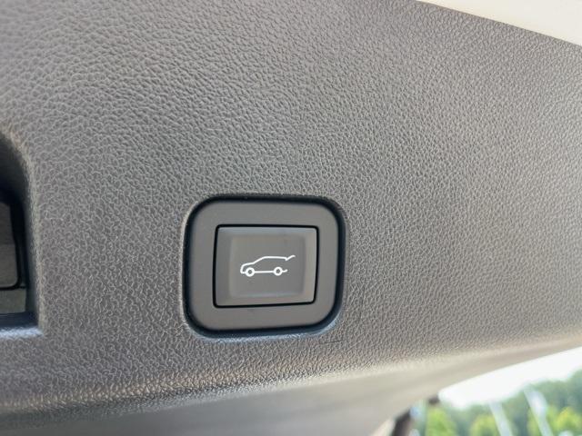 new 2026 Chevrolet Traverse car, priced at $50,799