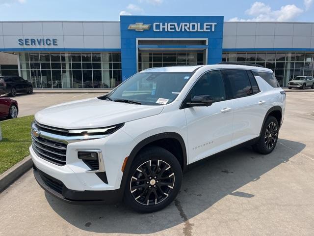 new 2026 Chevrolet Traverse car, priced at $50,799