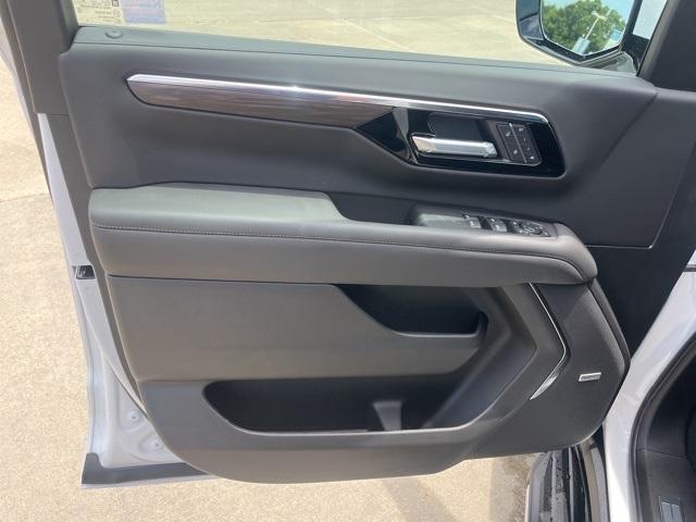 new 2025 Chevrolet Tahoe car, priced at $67,899