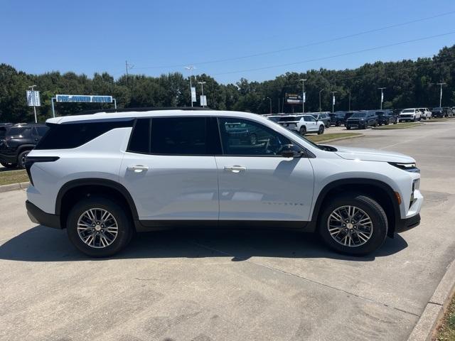 new 2026 Chevrolet Traverse car, priced at $43,239