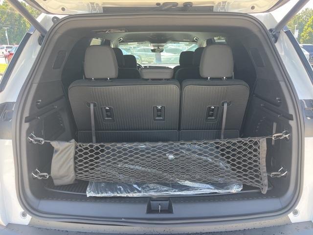 new 2026 Chevrolet Traverse car, priced at $43,239