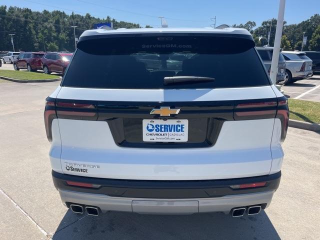 new 2026 Chevrolet Traverse car, priced at $43,239