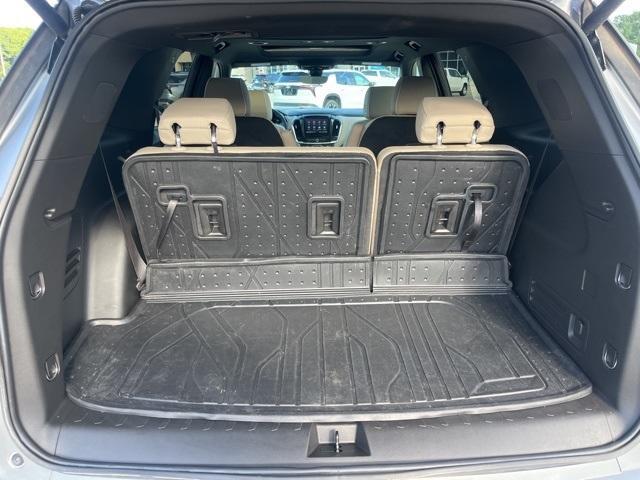 used 2023 Chevrolet Traverse car, priced at $36,490
