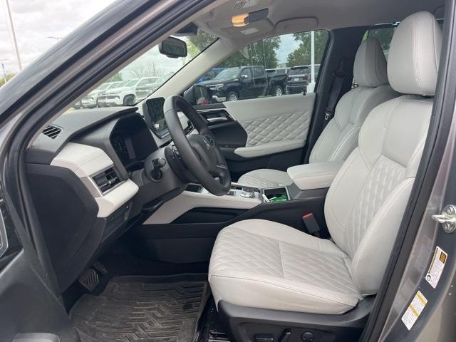 used 2023 Mitsubishi Outlander car