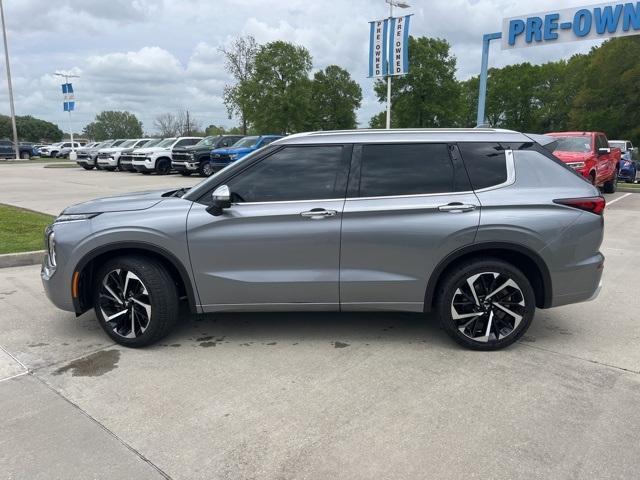 used 2023 Mitsubishi Outlander car