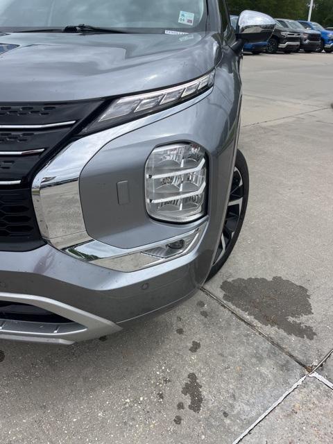 used 2023 Mitsubishi Outlander car