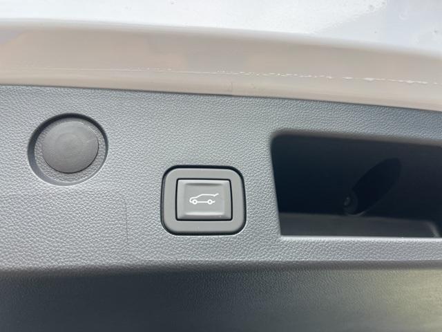 new 2026 Chevrolet Equinox car, priced at $38,255