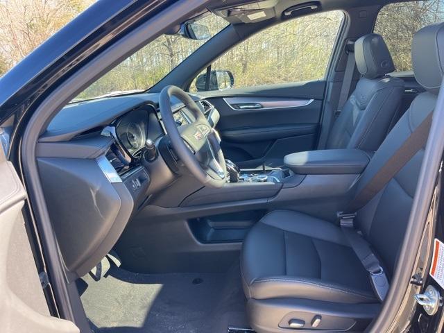 new 2025 Cadillac XT6 car, priced at $49,835