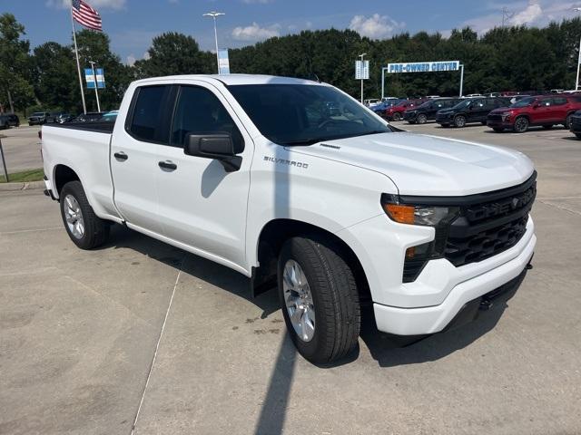new 2026 Chevrolet Silverado 1500 car, priced at $40,175