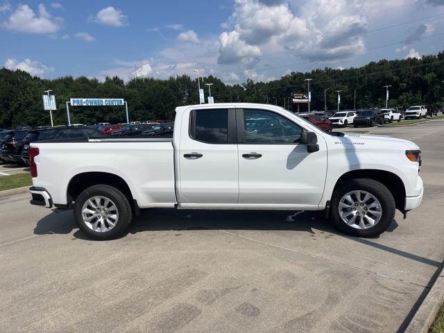 new 2026 Chevrolet Silverado 1500 car, priced at $40,175