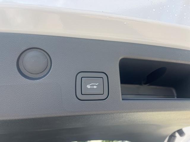 new 2026 Chevrolet Equinox car, priced at $39,200