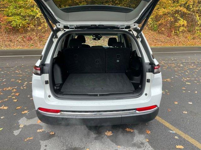 used 2023 Jeep Grand Cherokee car, priced at $29,406