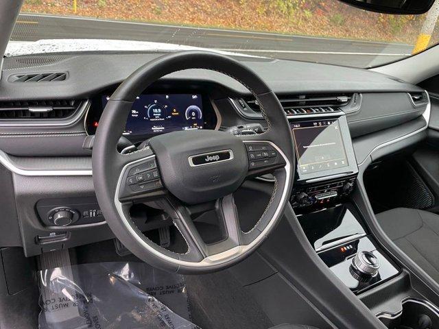 used 2023 Jeep Grand Cherokee car, priced at $29,406